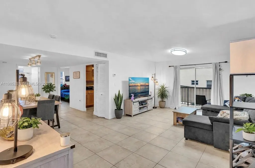 1236 Alton Road Miami Beach FL 33139