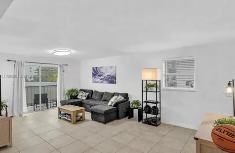 1236 Alton Road Miami Beach FL 33139