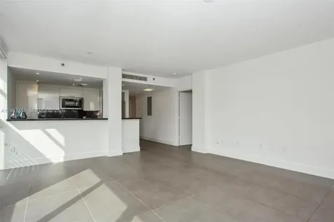 200 Ocean Drive Miami Beach FL 33139