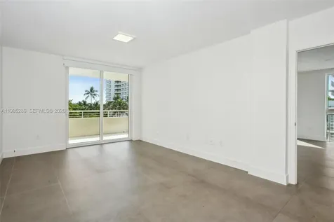200 Ocean Drive Miami Beach FL 33139