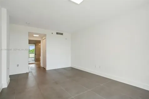 200 Ocean Drive Miami Beach FL 33139
