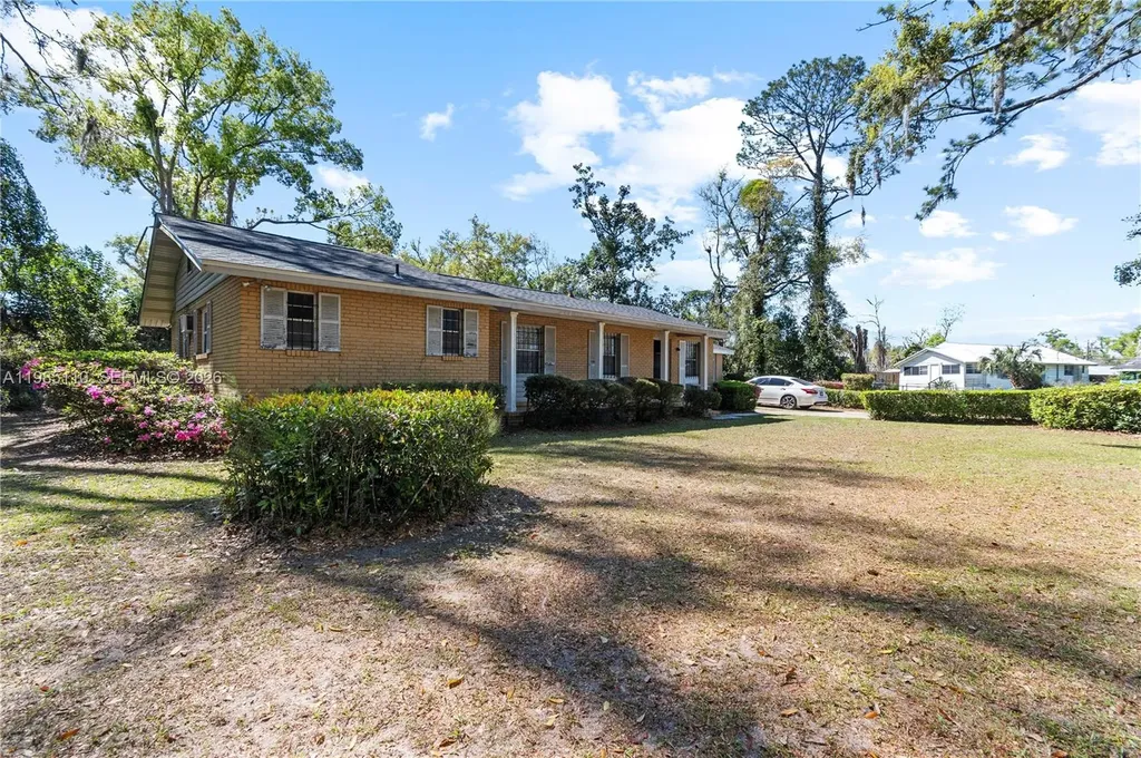 115 SW Lee Avenue Other City - In The State Of Florida FL 32340