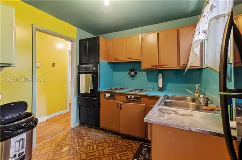 115 SW Lee Avenue Other City - In The State Of Florida FL 32340