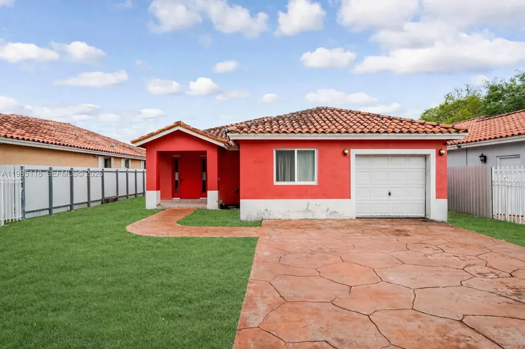 12418 SW 230th Street Miami FL 33170