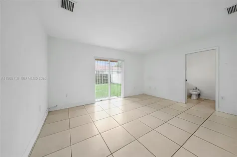 12418 SW 230th Street Miami FL 33170