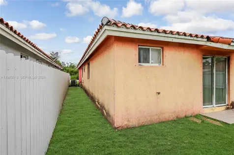 12418 SW 230th Street Miami FL 33170
