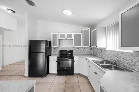 12418 SW 230th Street Miami FL 33170