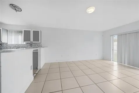 12418 SW 230th Street Miami FL 33170