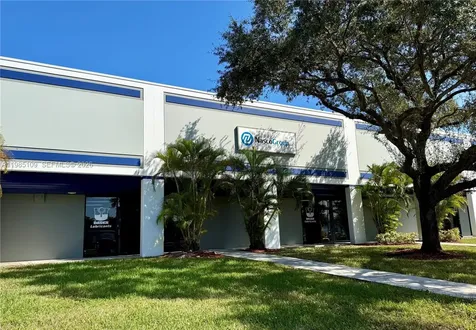 11801 NW 100th Road Medley FL 33178