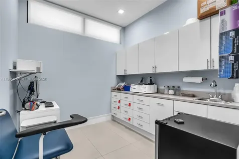 875 E 41st Street Hialeah FL 33013