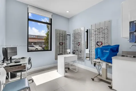 875 E 41st Street Hialeah FL 33013