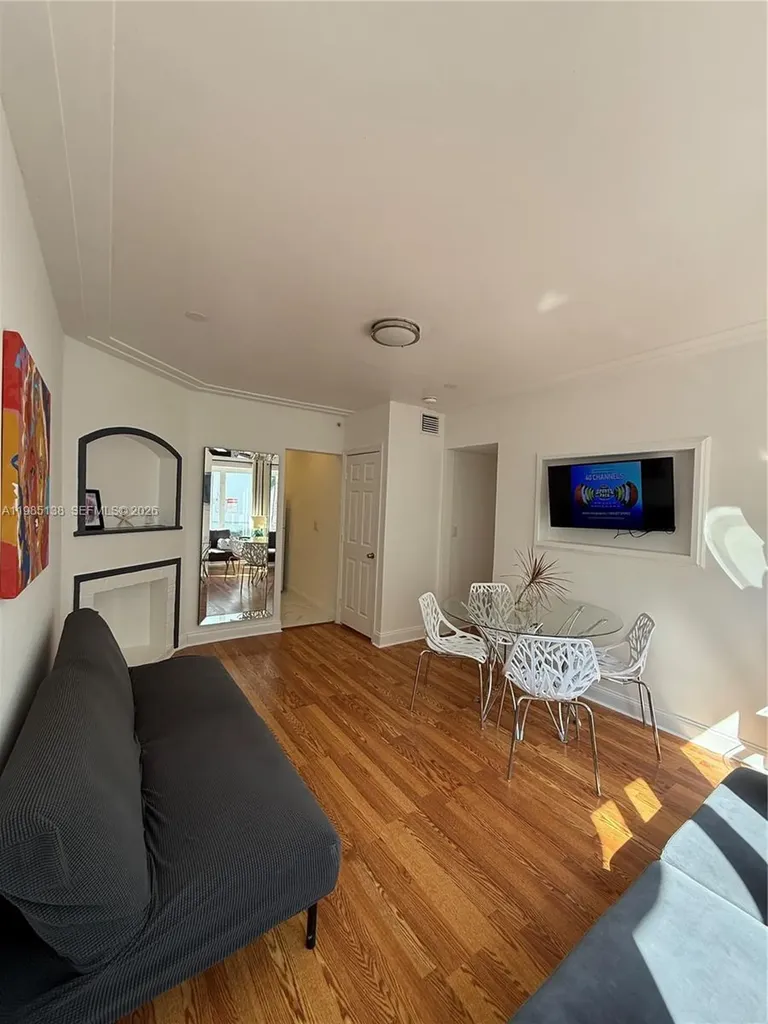 1542 Jefferson Avenue Miami Beach FL 33139