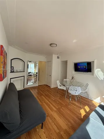 1542 Jefferson Avenue Miami Beach FL 33139