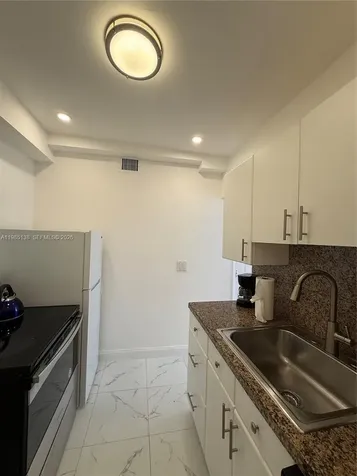1542 Jefferson Avenue Miami Beach FL 33139