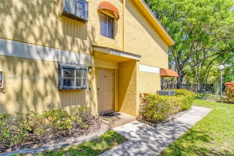 3095 N Oakland Forest Drive Oakland Park FL 33309