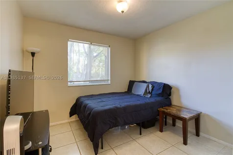 3095 N Oakland Forest Drive Oakland Park FL 33309