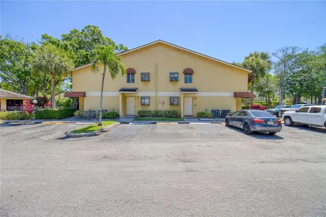 3095 N Oakland Forest Drive Oakland Park FL 33309