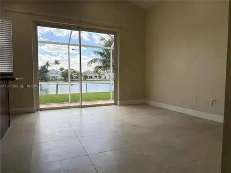 15686 NW 12th Manor Pembroke Pines FL 33028