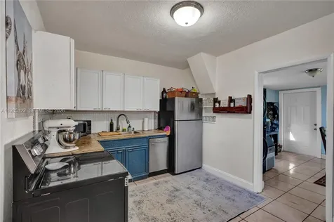 6420 SW 58th Place South Miami FL 33143