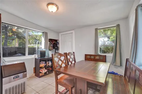 6420 SW 58th Place South Miami FL 33143