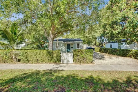 6420 SW 58th Place South Miami FL 33143