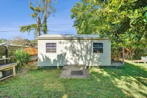 6420 SW 58th Place South Miami FL 33143