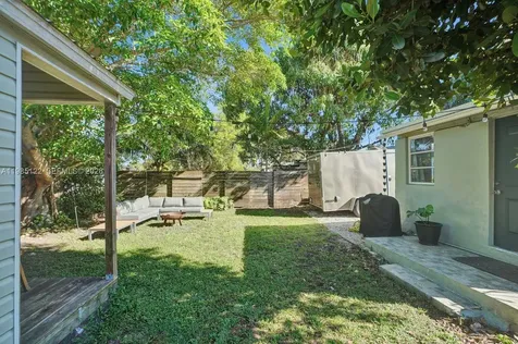 6420 SW 58th Place South Miami FL 33143