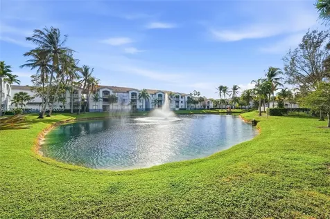 2600 S University Drive Davie FL 33328