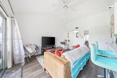 2600 S University Drive Davie FL 33328
