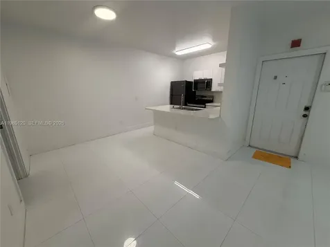 18328 NW 68th Avenue Hialeah FL 33015