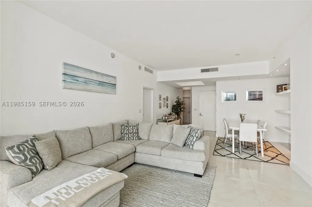 50 S Pointe Drive Miami Beach FL 33139