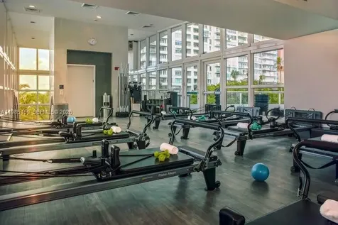 50 S Pointe Drive Miami Beach FL 33139