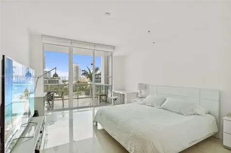 50 S Pointe Drive Miami Beach FL 33139
