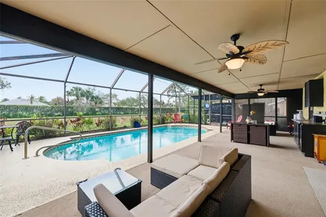 2580 SW Bayshore Boulevard Port St. Lucie FL 34984