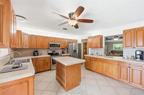 2580 SW Bayshore Boulevard Port St. Lucie FL 34984