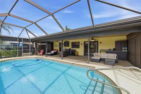 2580 SW Bayshore Boulevard Port St. Lucie FL 34984