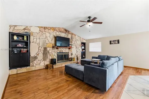 2580 SW Bayshore Boulevard Port St. Lucie FL 34984