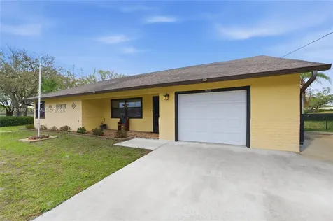 2580 SW Bayshore Boulevard Port St. Lucie FL 34984