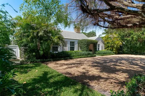 74 Gomez Road Jupiter Island FL 33455