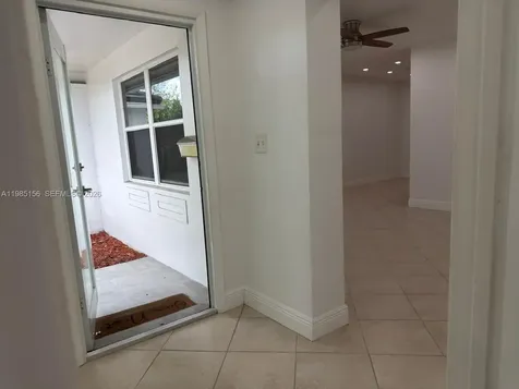 11840 SW 81st Road Pinecrest FL 33156