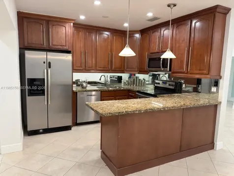 11840 SW 81st Road Pinecrest FL 33156