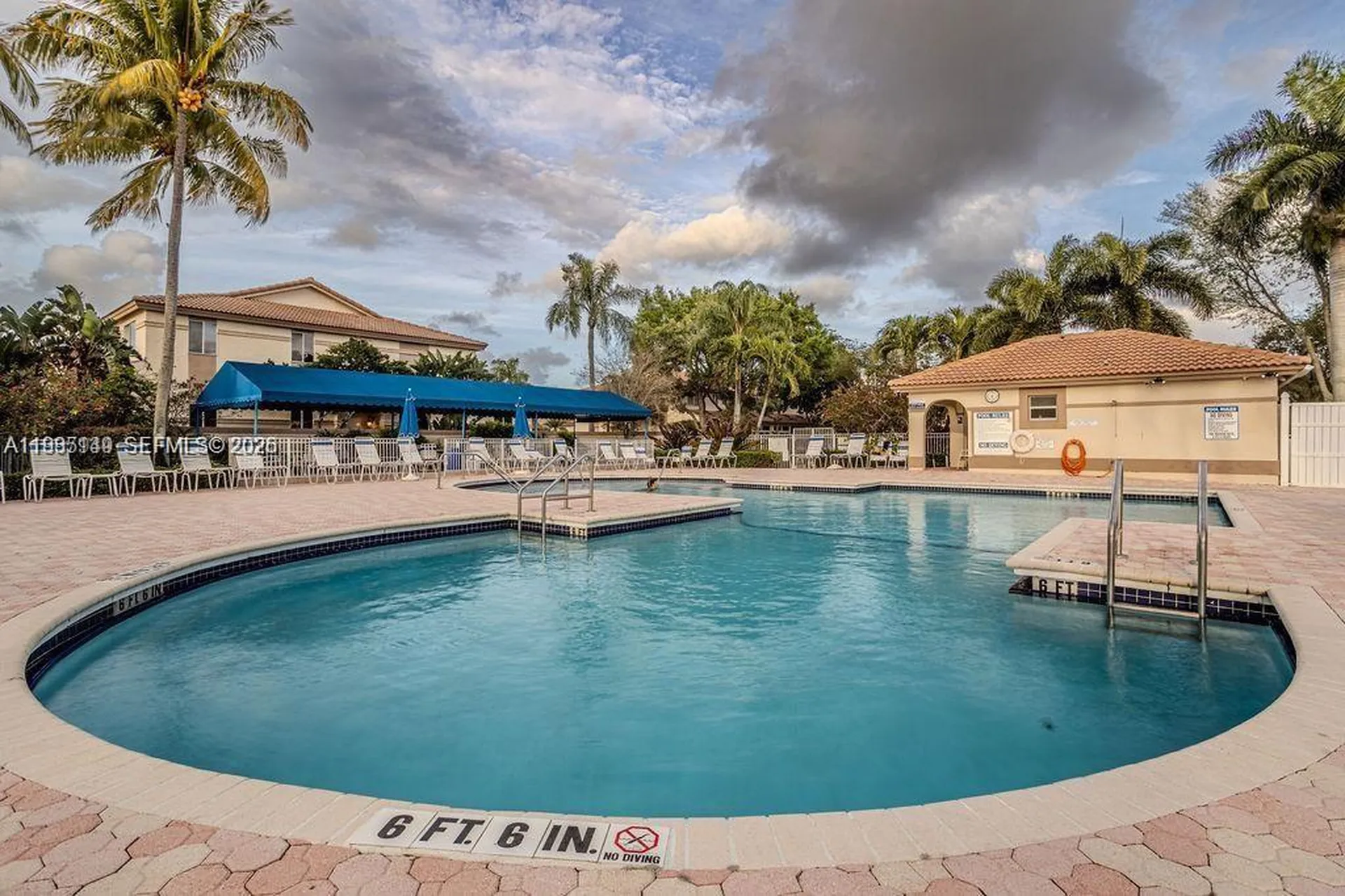6538 Via Regina Boca Raton FL 33433
