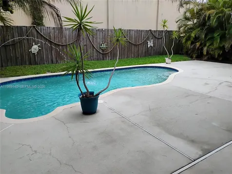 5920 York Lane Davie FL 33331