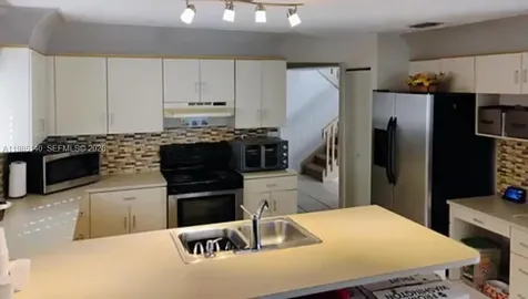 5920 York Lane Davie FL 33331