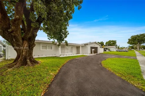 8420 Pasadena Boulevard Pembroke Pines FL 33024