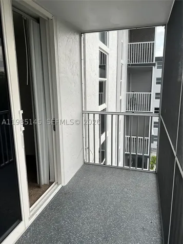 16950 W Dixie Highway North Miami Beach FL 33160