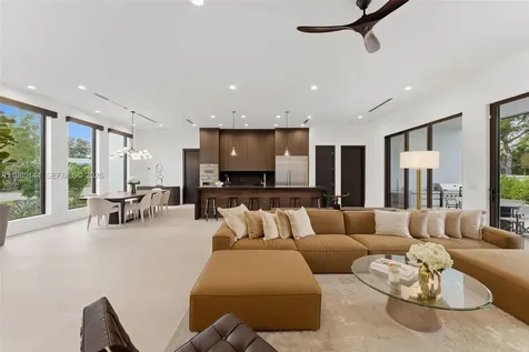 301 NE 27th Drive Wilton Manors FL 33334