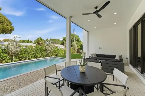 301 NE 27th Drive Wilton Manors FL 33334