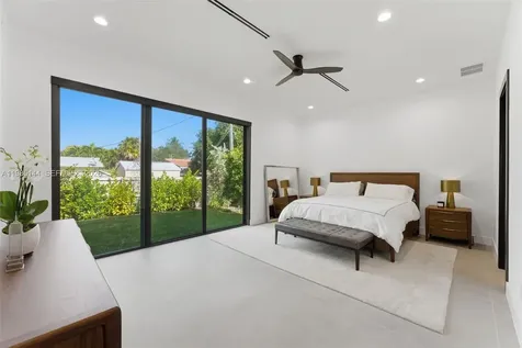 301 NE 27th Drive Wilton Manors FL 33334
