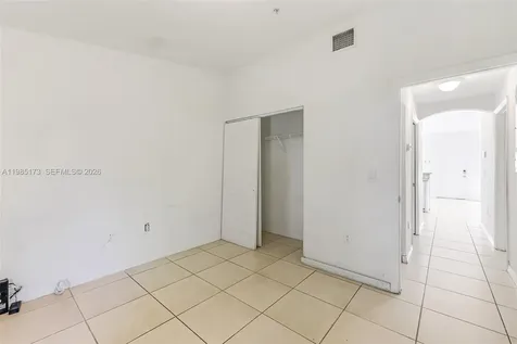 3916 SW 48th Avenue Pembroke Park FL 33023
